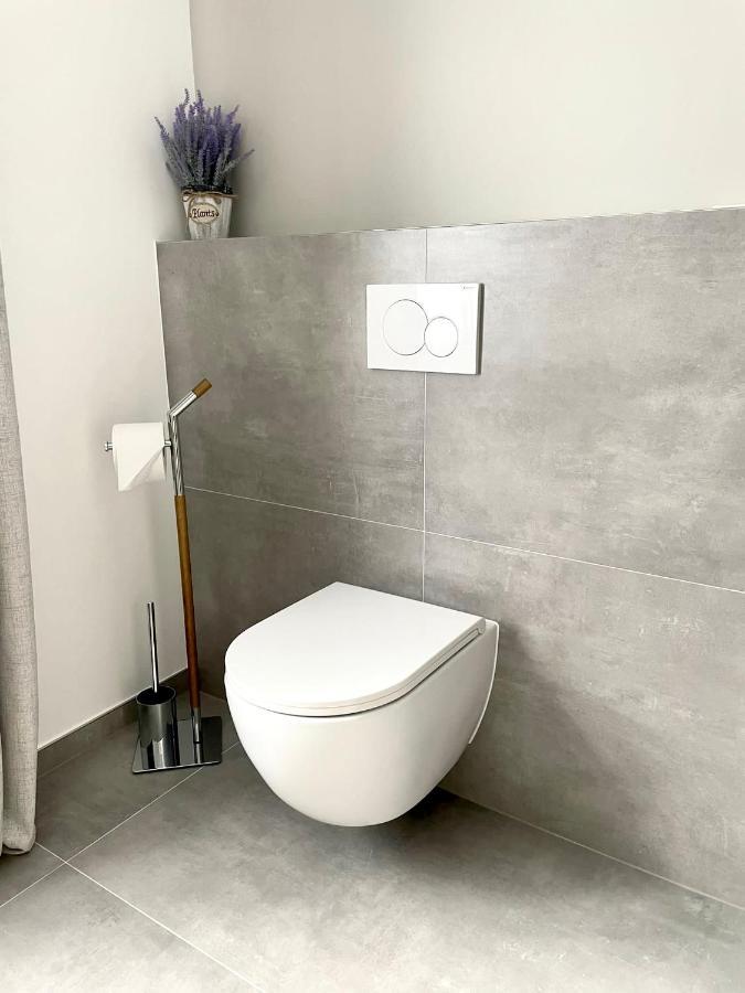 WEINHOF Winningen Traumwohnung im „La Mosel• Exterior foto